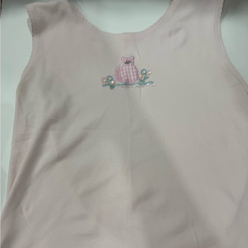 Pink tank top with kitten design